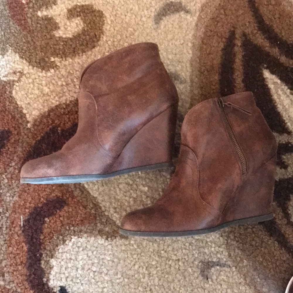 Wedge booties